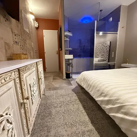 Love Room